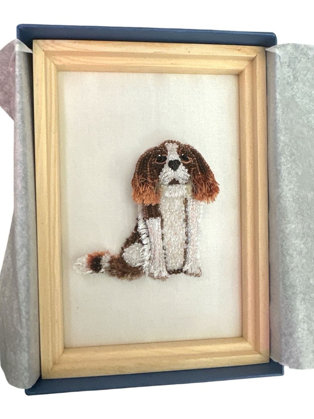 Anthropologie Dog Beaded Wall Art King Cavalier Hand Crafted Bespoke New - Picture 2 of 3
